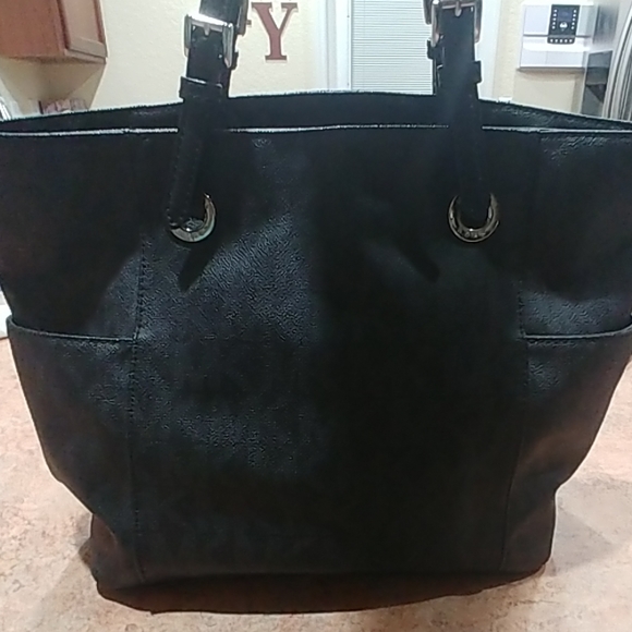 Michael Kors jetsetter bag - Picture 2 of 4